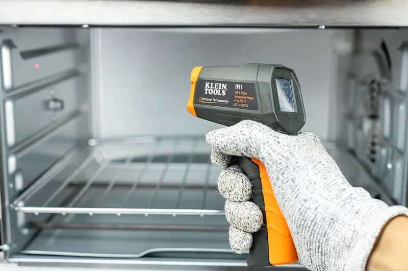 Your Oven Is Lying to You (I Put a $12 Thermometer on Trial)